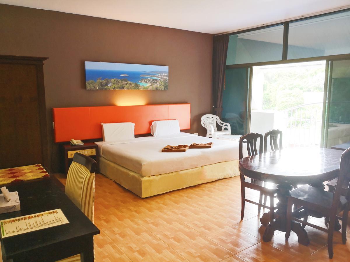Patong 7Days Premium Hotel Phuket Bagian luar foto