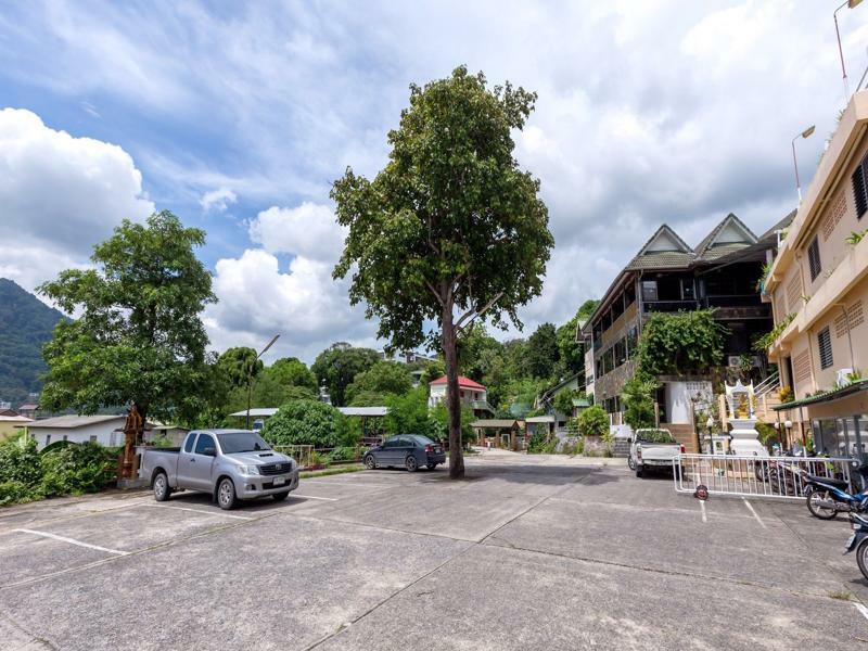 Patong 7Days Premium Hotel Phuket Bagian luar foto